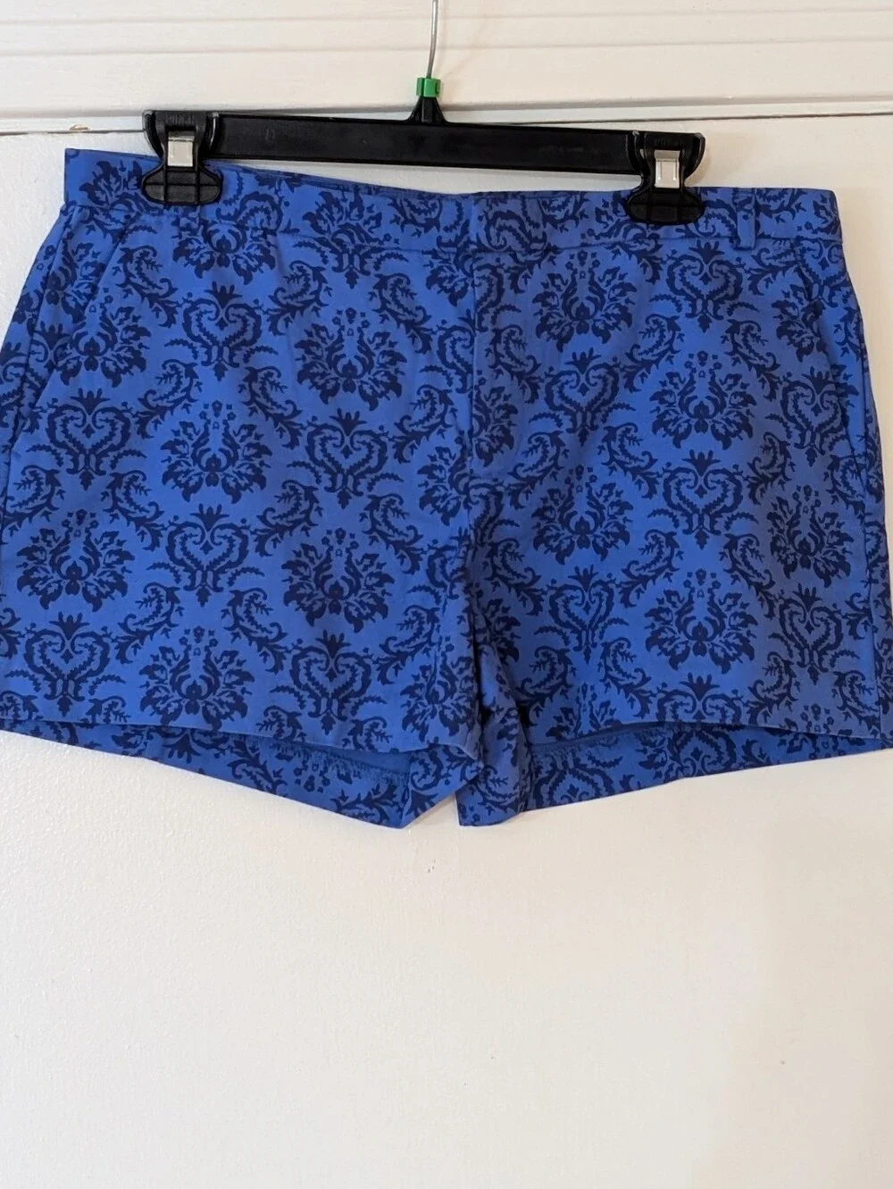GAP Blue Damask Print Shorts Size 6 - LIKE NEW!